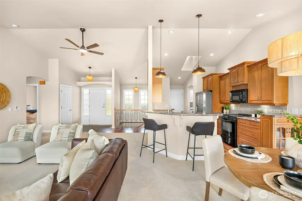 4743 S Golf Course Drive Blaine WA 98230