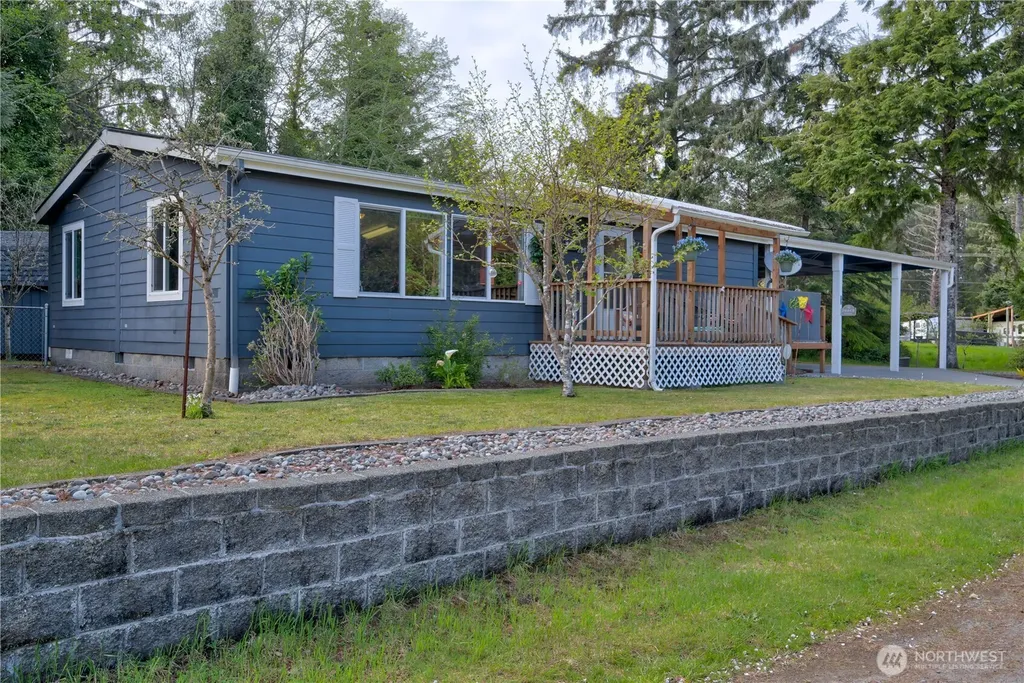 28811 Y Lane Ocean Park WA 98640