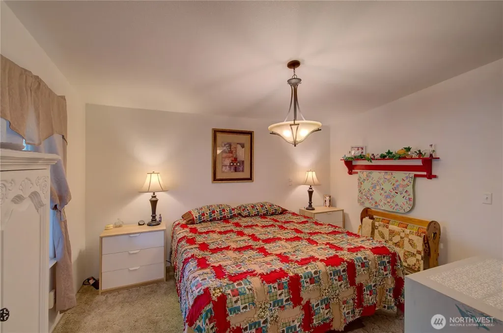 28811 Y Lane Ocean Park WA 98640