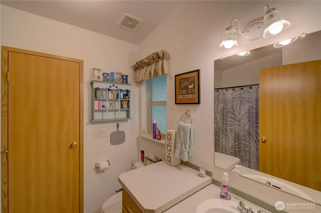 28811 Y Lane Ocean Park WA 98640