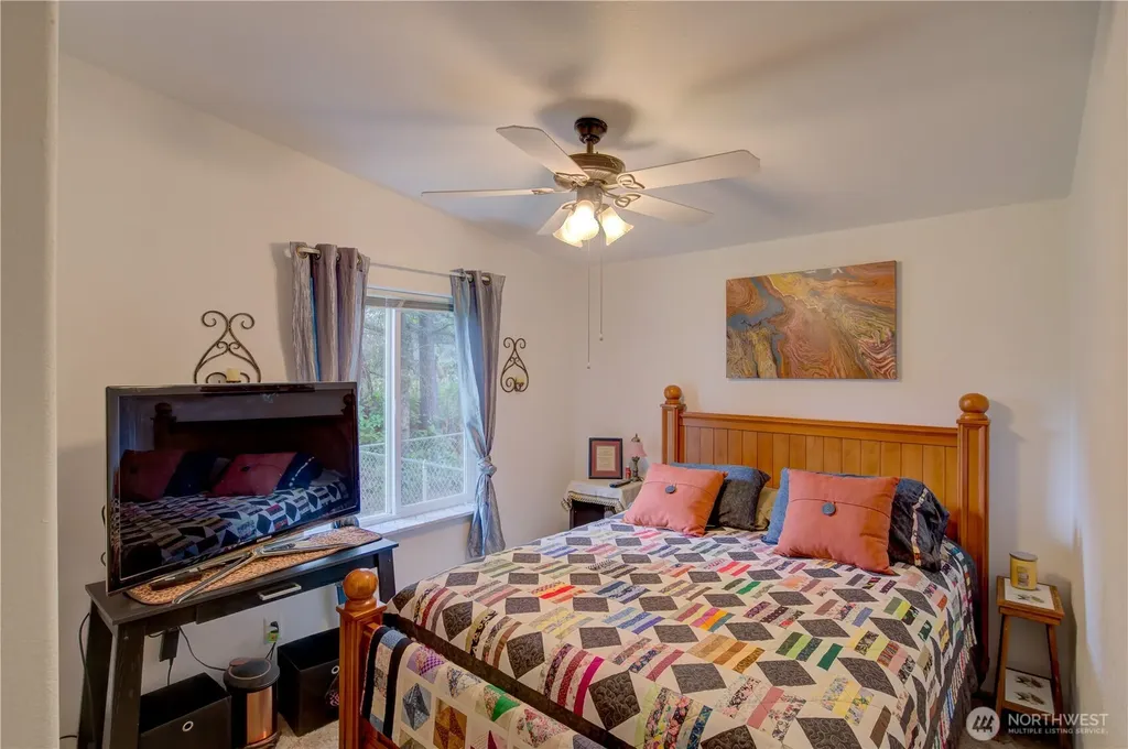 28811 Y Lane Ocean Park WA 98640