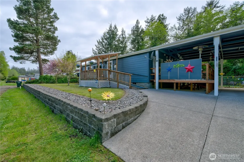 28811 Y Lane Ocean Park WA 98640