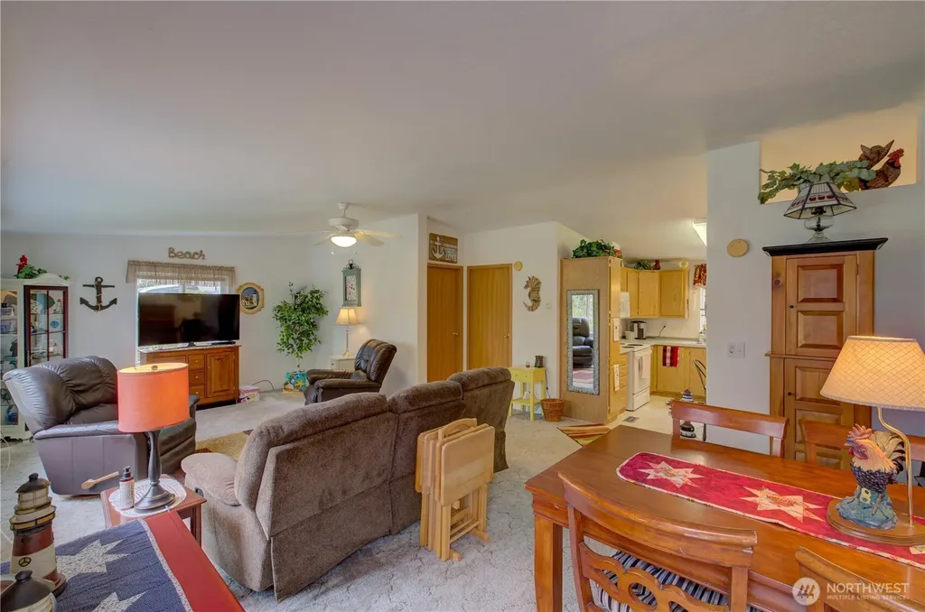 28811 Y Lane Ocean Park WA 98640