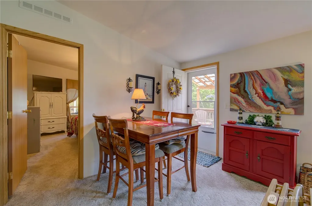 28811 Y Lane Ocean Park WA 98640