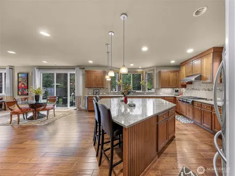 10082 240th Avenue NE Redmond WA 98053