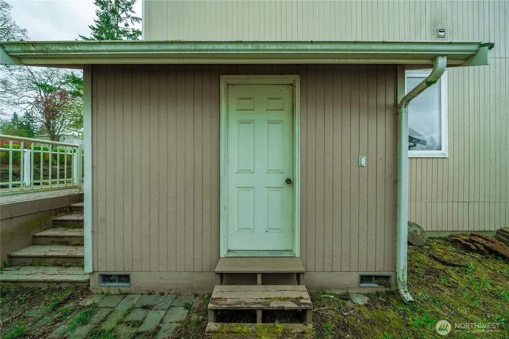 10517 Farwest Court SE Yelm WA 98597