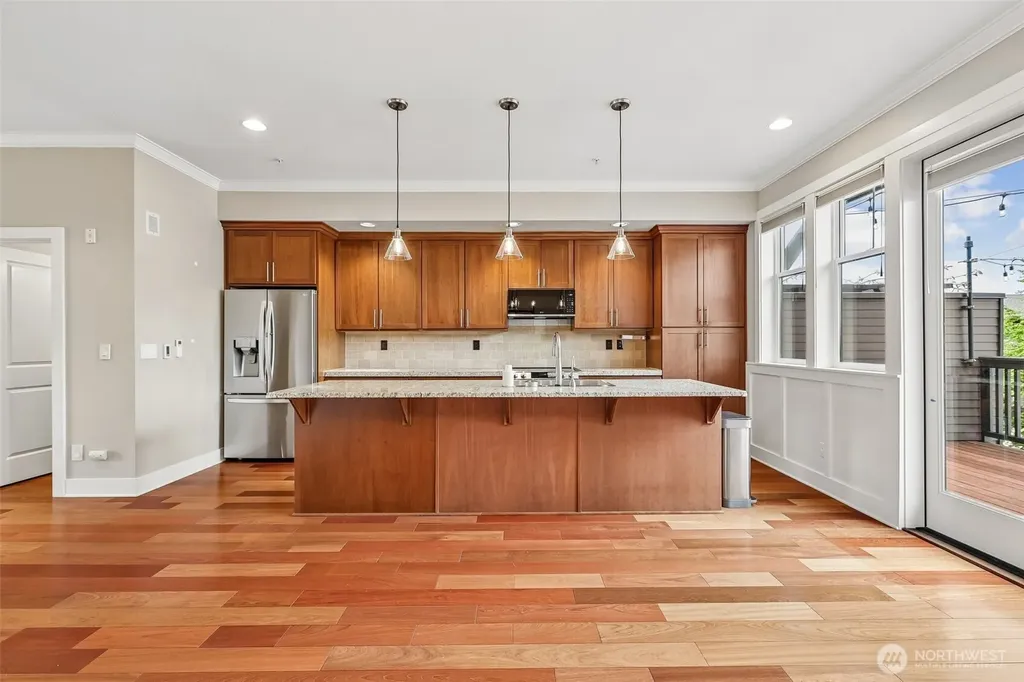 1078 NE High Street Issaquah WA 98029