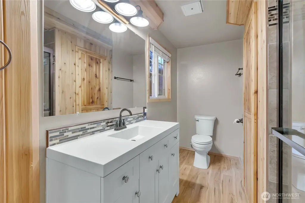 6932 Foster Drive SW Olympia WA 98512