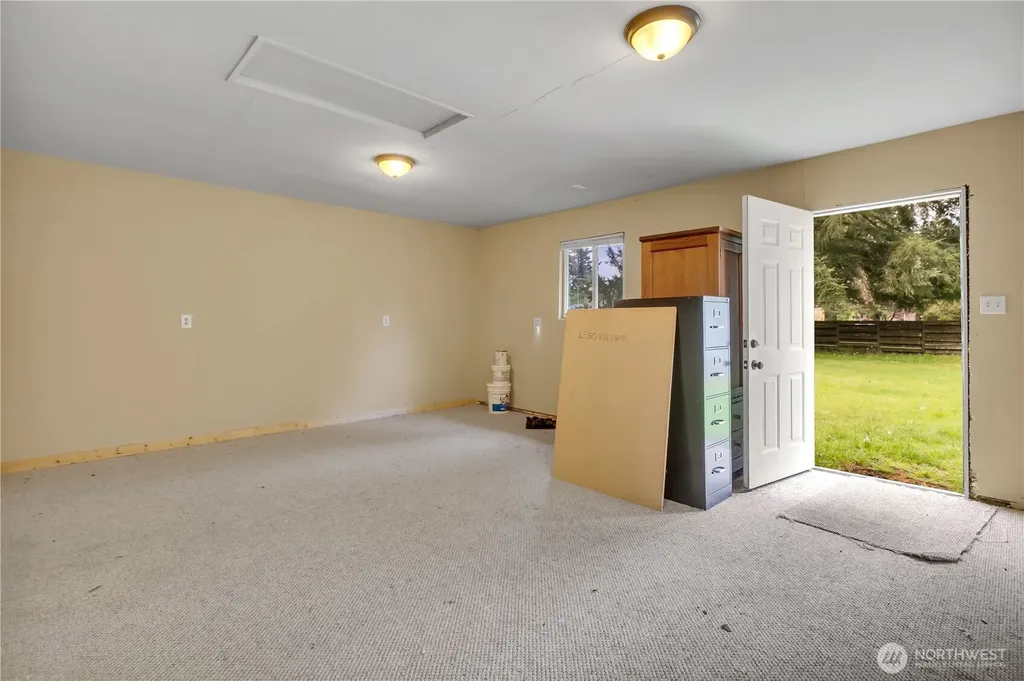 6932 Foster Drive SW Olympia WA 98512