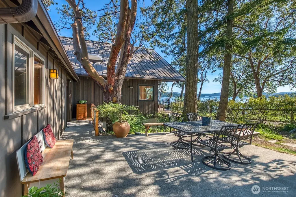 5686 Deer Harbor Road Orcas Island WA 98245