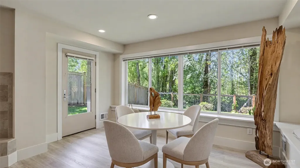 13730 Main Street Bellevue WA 98005