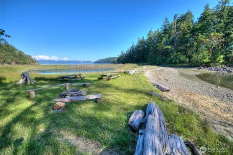 125 Mossywoods Lane Orcas Island WA 98280