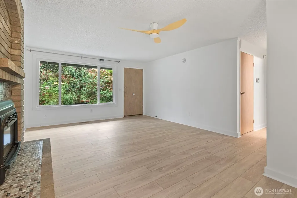 14403 SE 139th Place Renton WA 98059