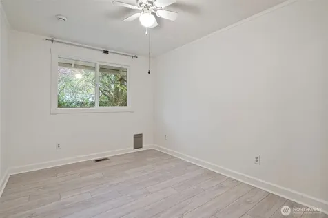 14403 SE 139th Place Renton WA 98059