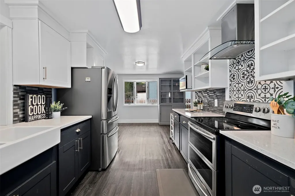 914 S 30th Place Renton WA 98055