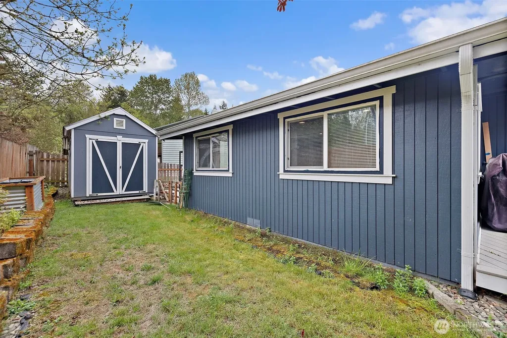 914 S 30th Place Renton WA 98055