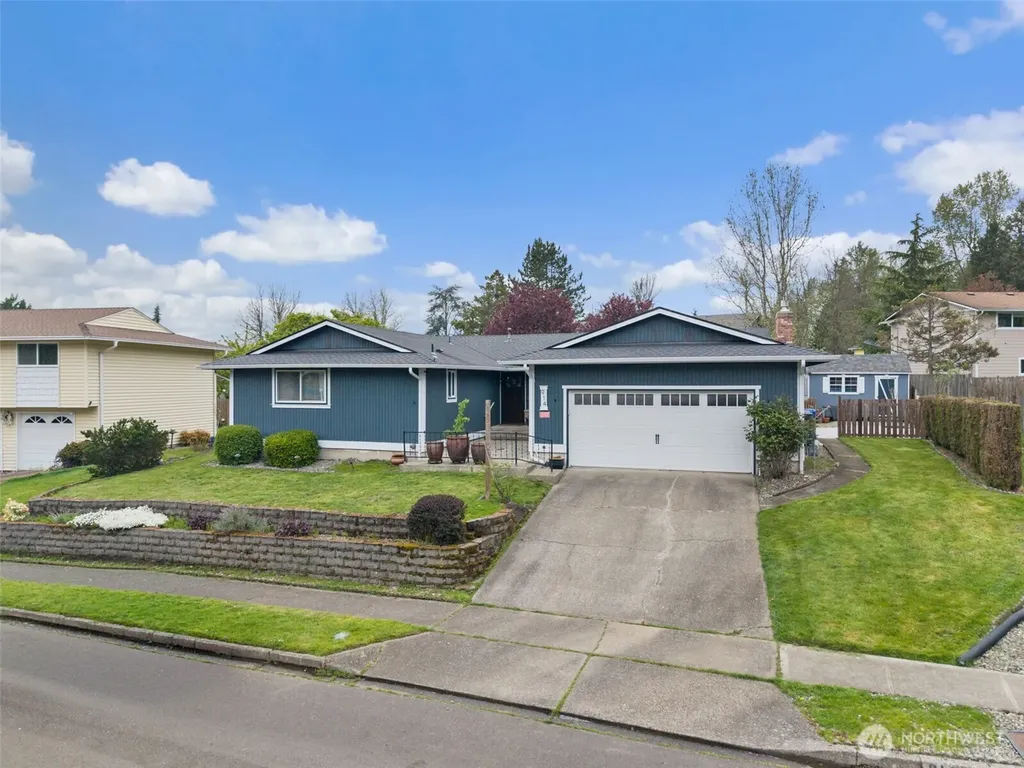 914 S 30th Place Renton WA 98055