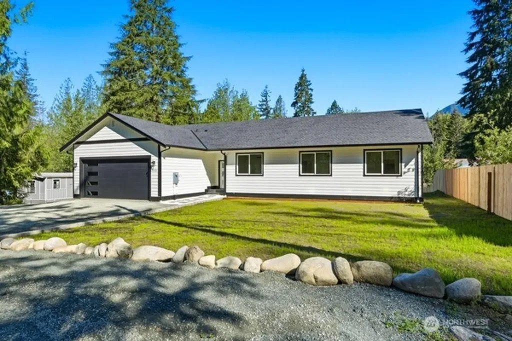 44421 Pine Road Gold Bar WA 98251
