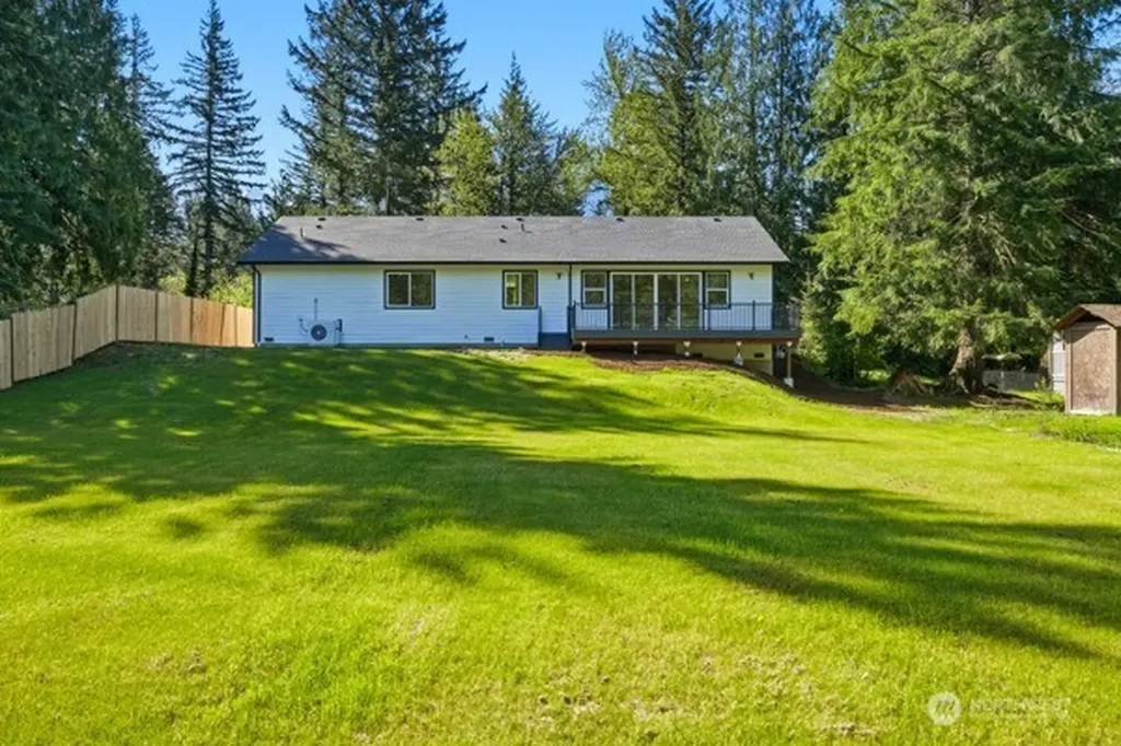 44421 Pine Road Gold Bar WA 98251