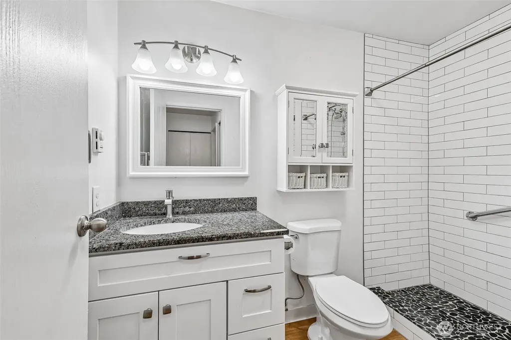 8823 Holly Drive Everett WA 98208