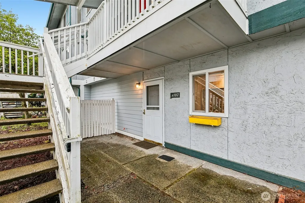 8823 Holly Drive Everett WA 98208