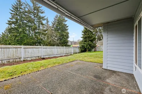 8823 Holly Drive Everett WA 98208