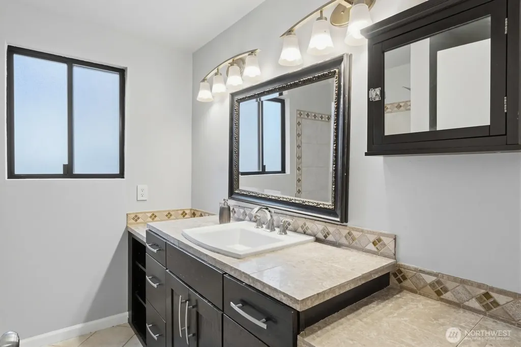 461 SE Kamilche Shores Road Shelton WA 98584