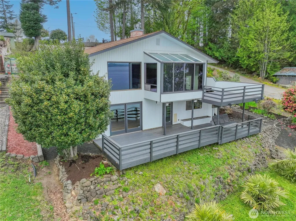 461 SE Kamilche Shores Road Shelton WA 98584