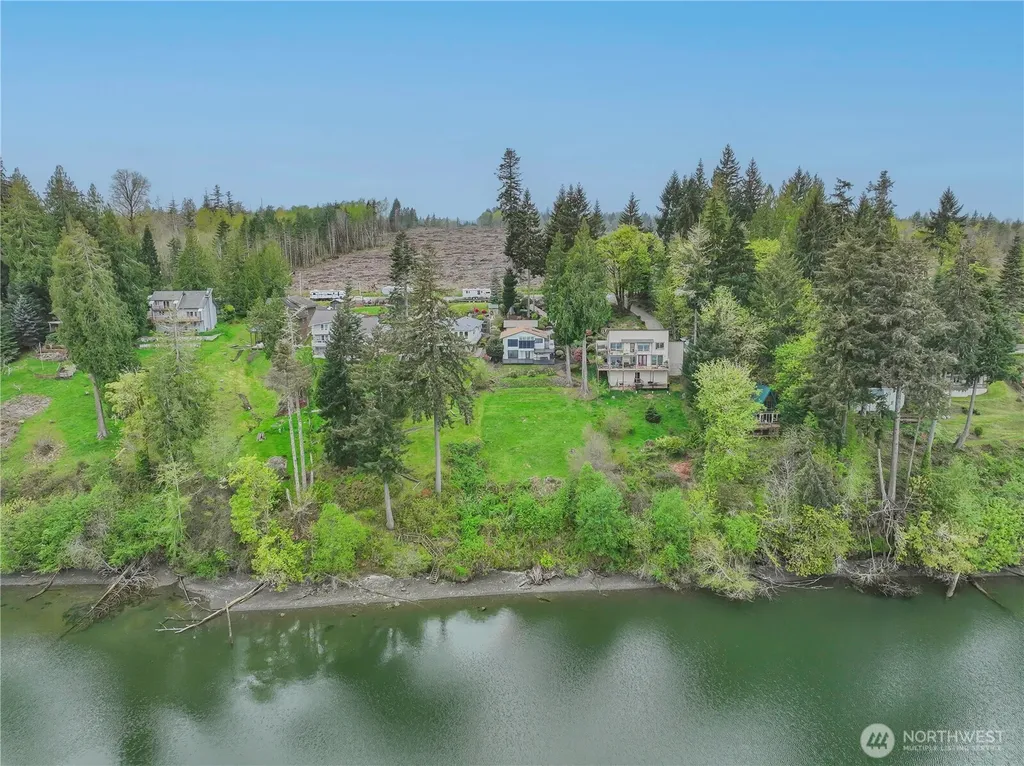 461 SE Kamilche Shores Road Shelton WA 98584
