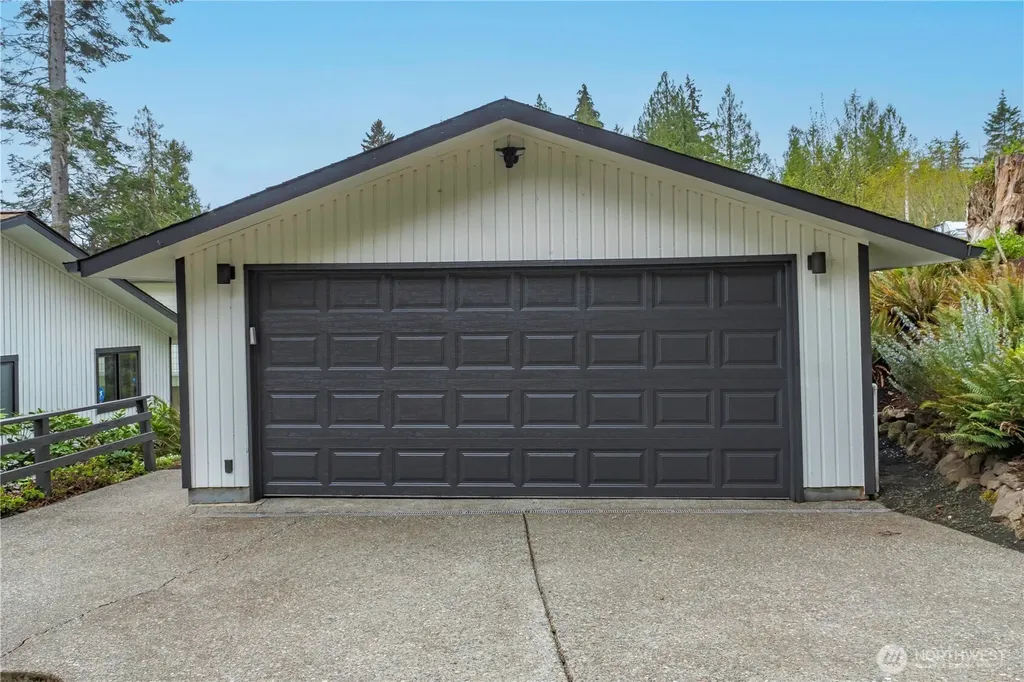 461 SE Kamilche Shores Road Shelton WA 98584
