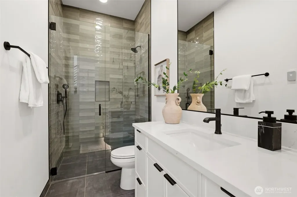 5205 N 42nd Street Tacoma WA 98407