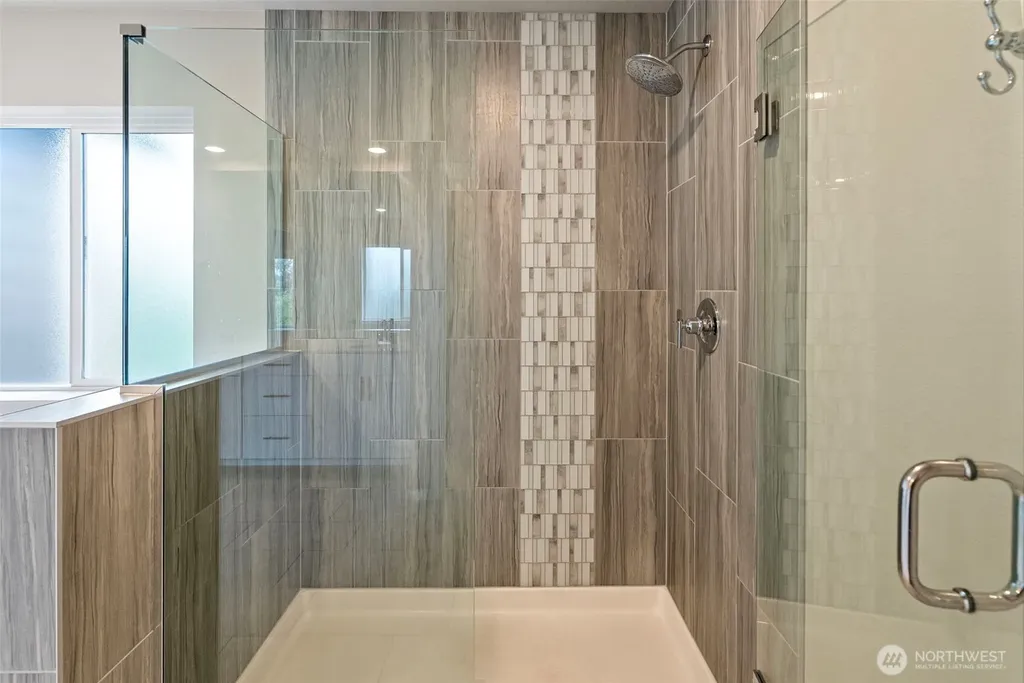 10432 Treasure Drive NW Silverdale WA 98383