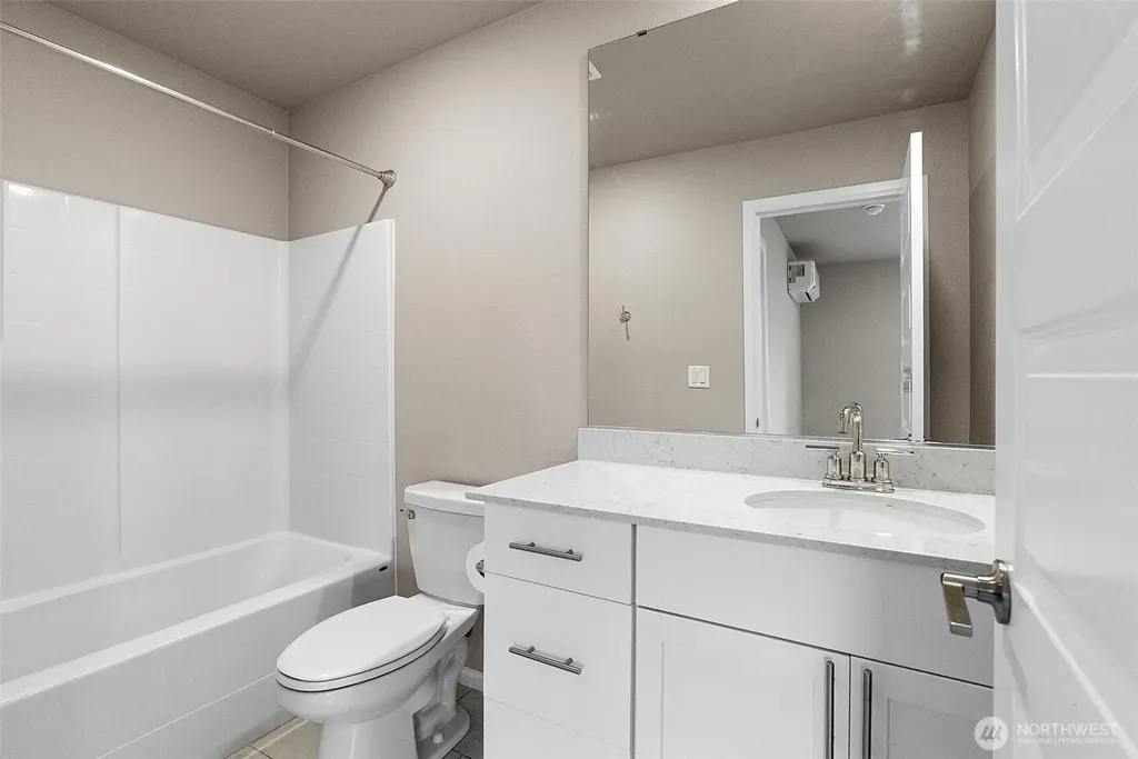 10432 Treasure Drive NW Silverdale WA 98383