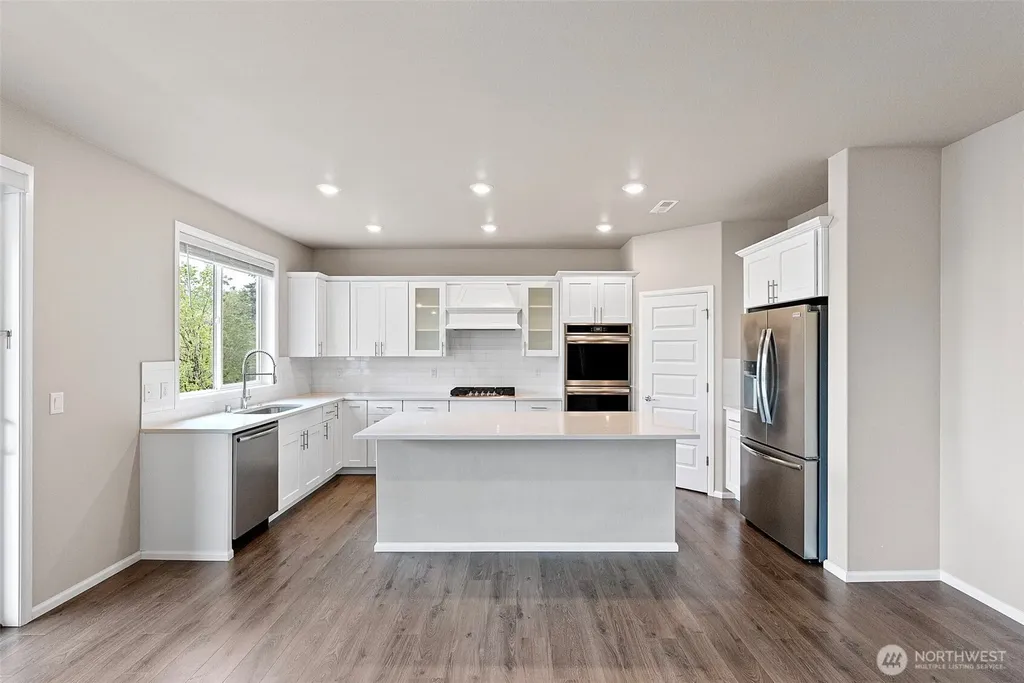 10432 Treasure Drive NW Silverdale WA 98383