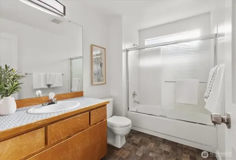 22311 6th Drive SE Bothell WA 98021