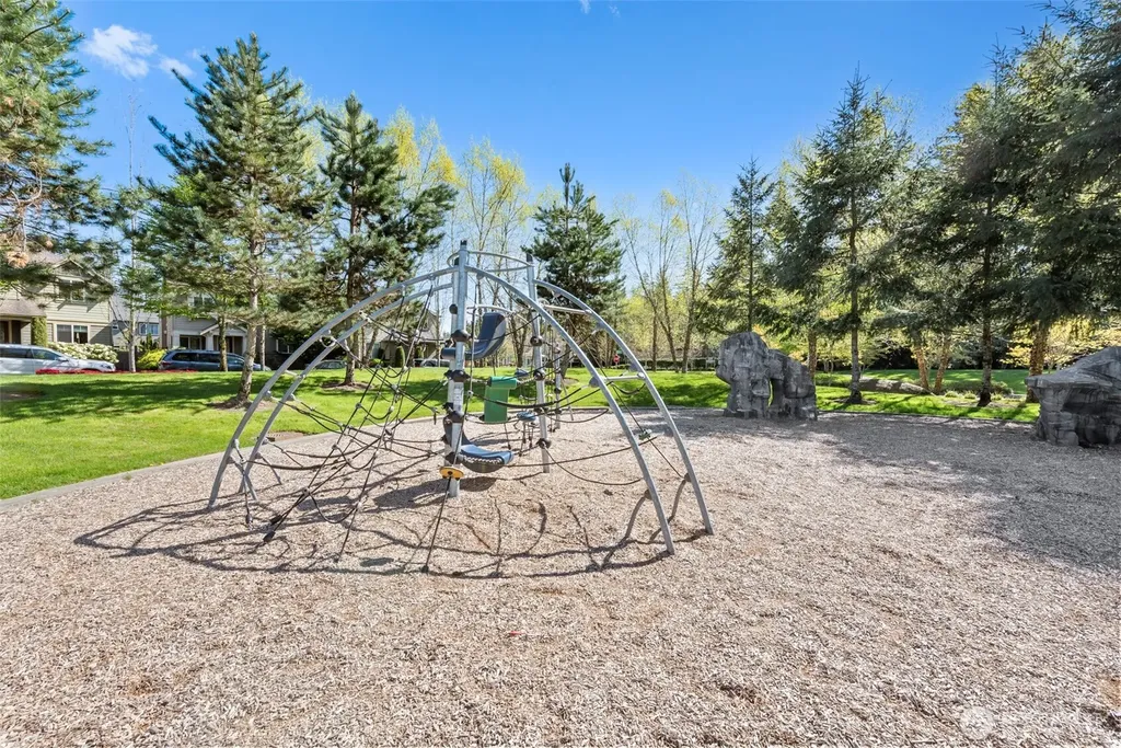 10212 242nd Avenue NE Redmond WA 98053