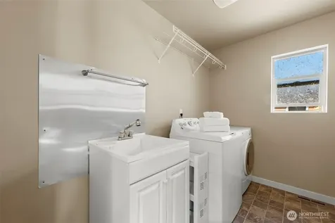 10212 242nd Avenue NE Redmond WA 98053
