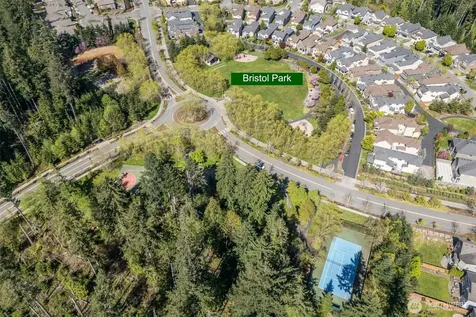 10212 242nd Avenue NE Redmond WA 98053