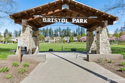 10212 242nd Avenue NE Redmond WA 98053