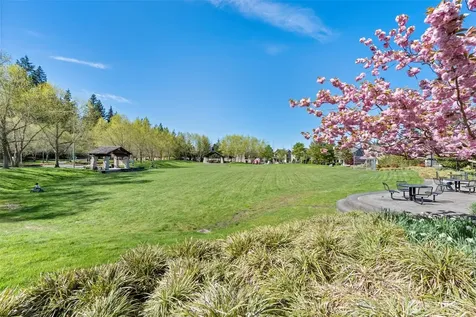 10212 242nd Avenue NE Redmond WA 98053