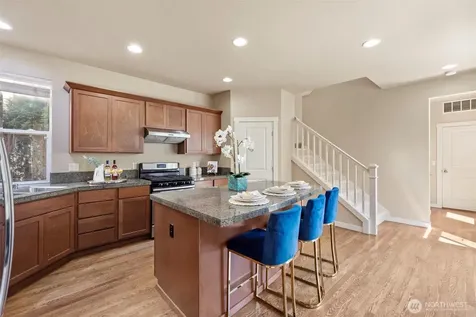 10212 242nd Avenue NE Redmond WA 98053