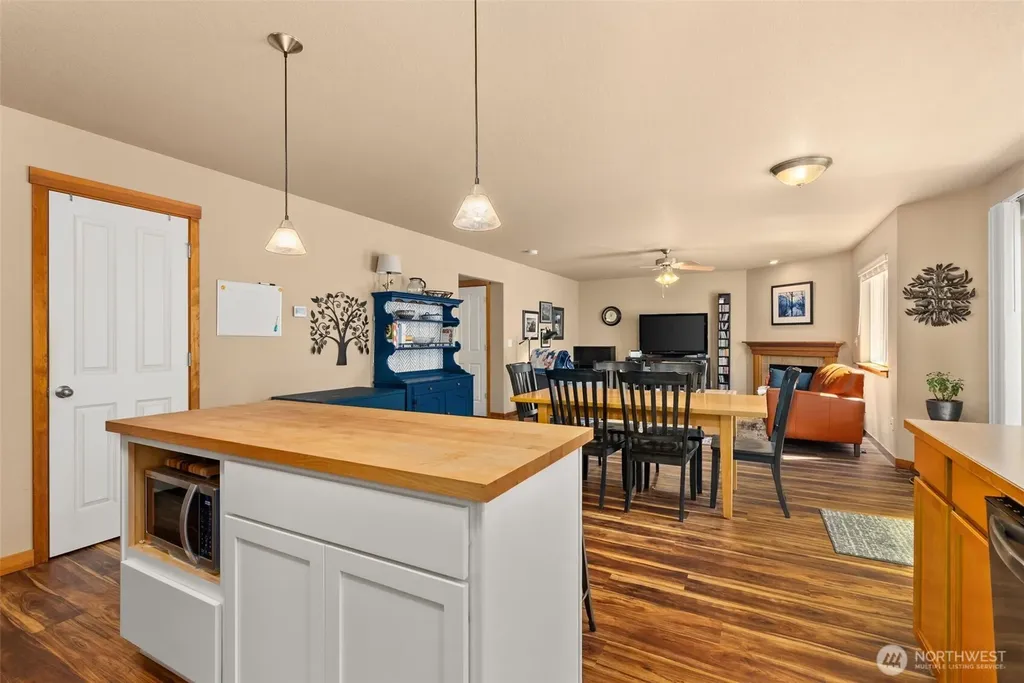 1835 Yew Avenue NE Olympia WA 98506