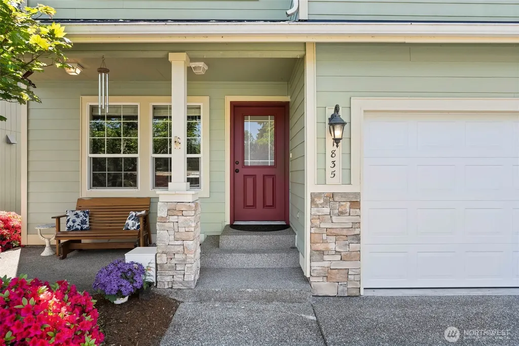 1835 Yew Avenue NE Olympia WA 98506