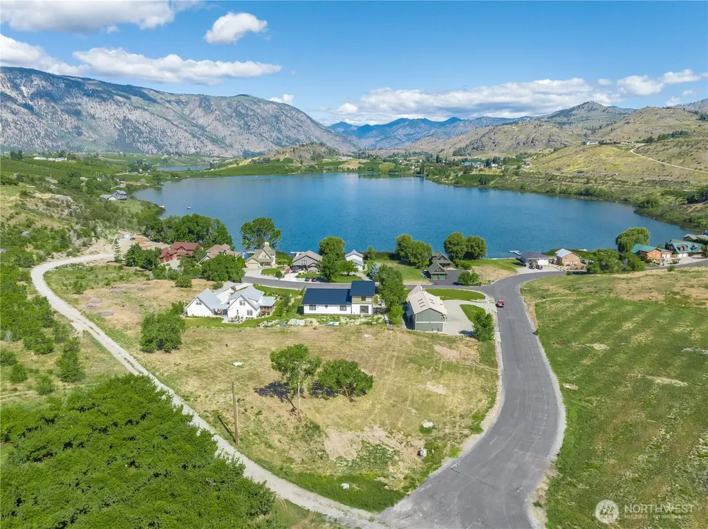 220 Roses Lake Drive Manson WA 98831