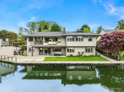61 Cascade Key Bellevue WA 98006
