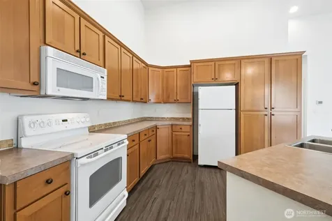 24202 224th Ave SE Maple Valley WA 98038