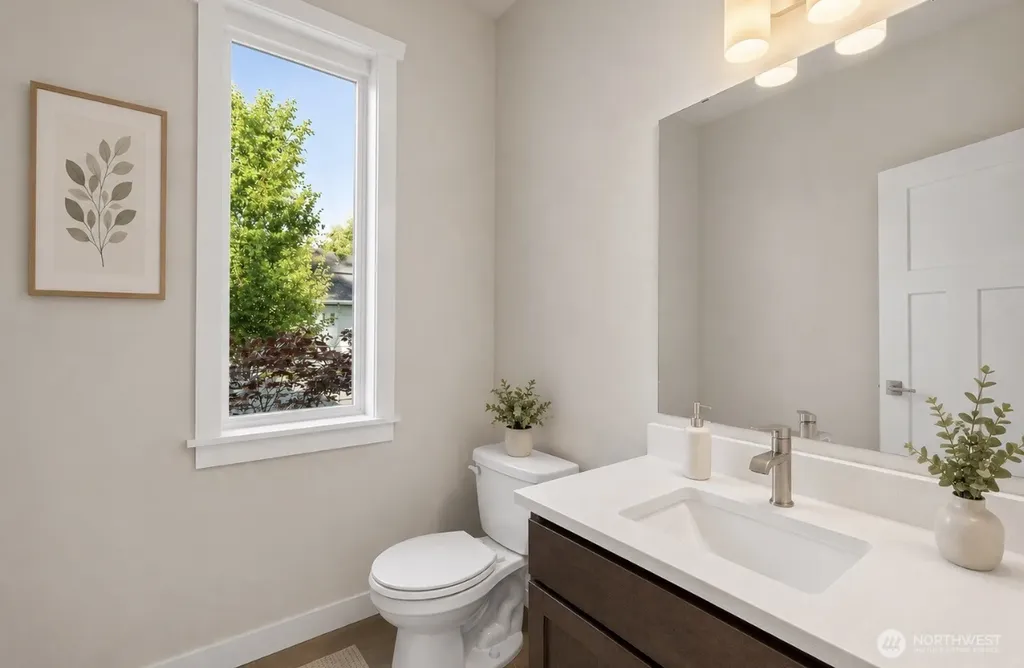 7369 Mirasett Street SW Tumwater WA 98512