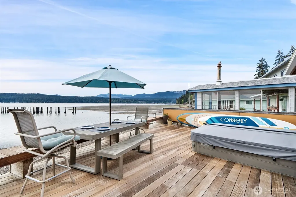 18651 NE North Shore Road Tahuya WA 98588