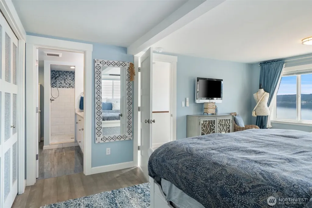 18651 NE North Shore Road Tahuya WA 98588