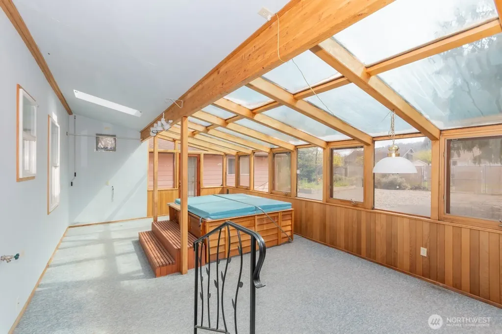861 E Spruce Sequim WA 98382